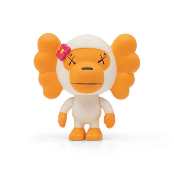 KAWS BAPE Alien Baby Milo Blanco