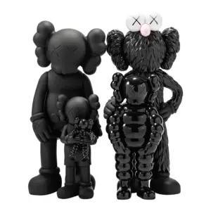 TH FAMILY (Negro) x KAWS